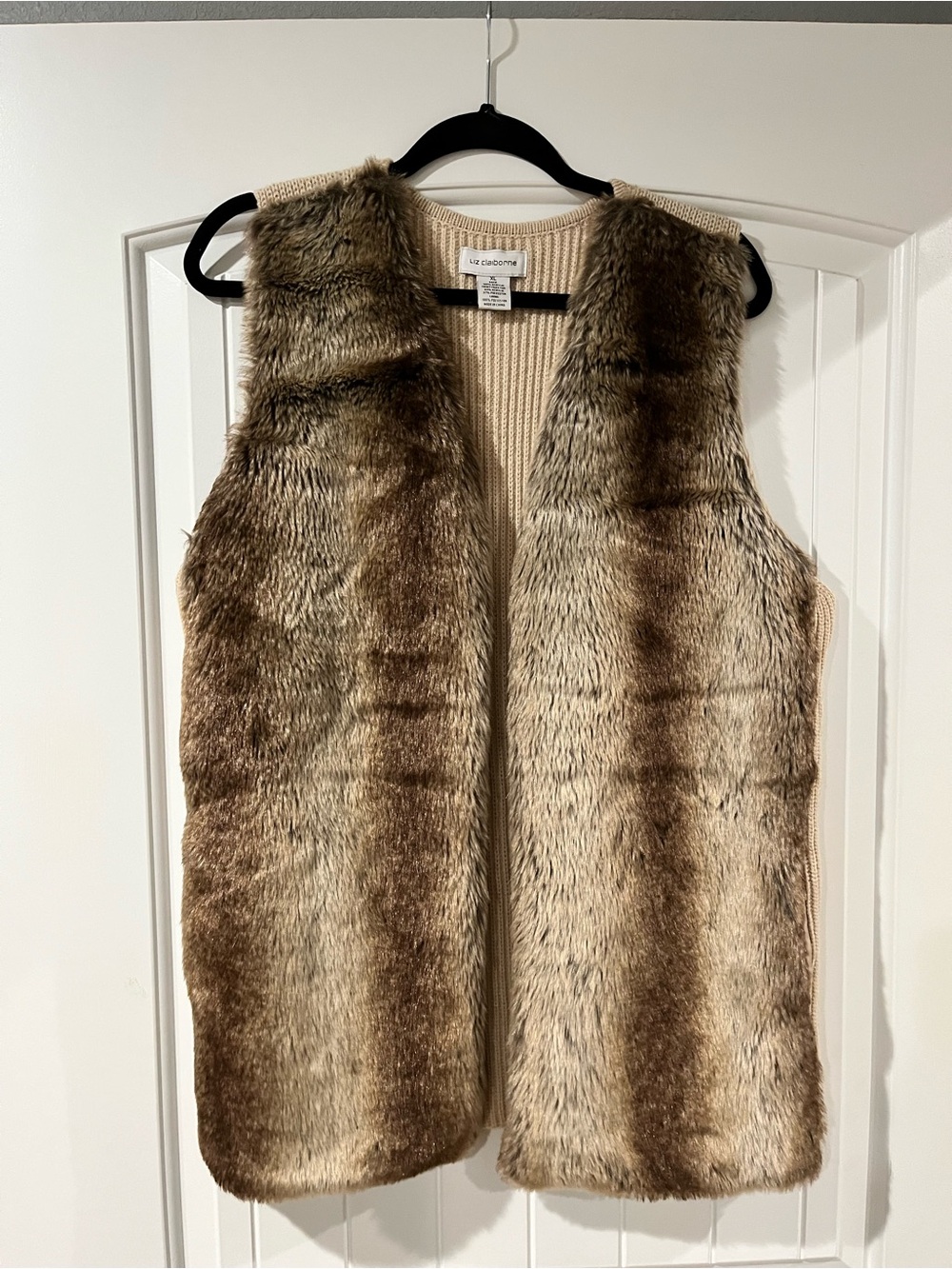 Liz Claiborne Cream Knit Vest with Brown Faux Fur Trim